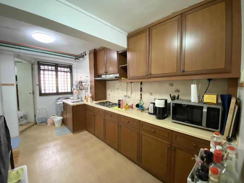 20 Dover Crescent photo 2