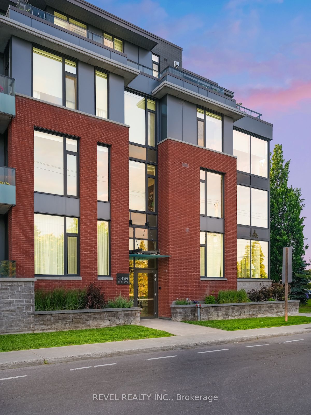 Additional image 2 of 205-1 Fifth Avenue, Ottawa, ON, K1S 5W3