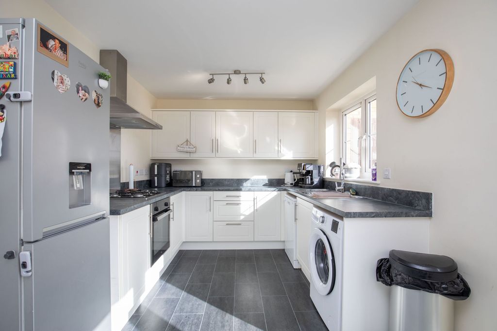Additional image 3 of 3 bed semi-detached house for saleRhodfa Parc Slip, Tondu, Bridgend CF32
