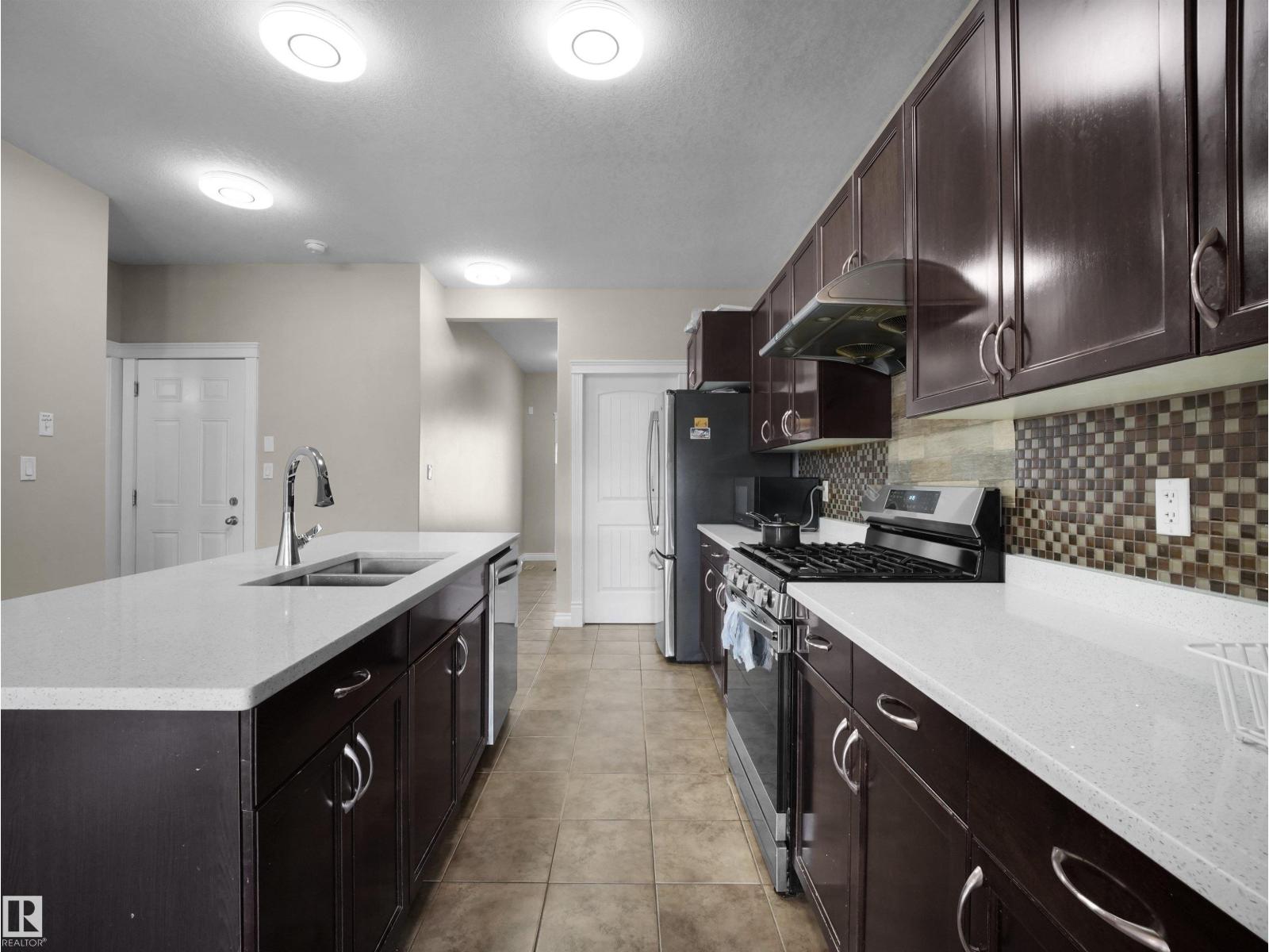 Additional image 6 of 2511 29 Street NW, Edmonton, AB, T6T0G8