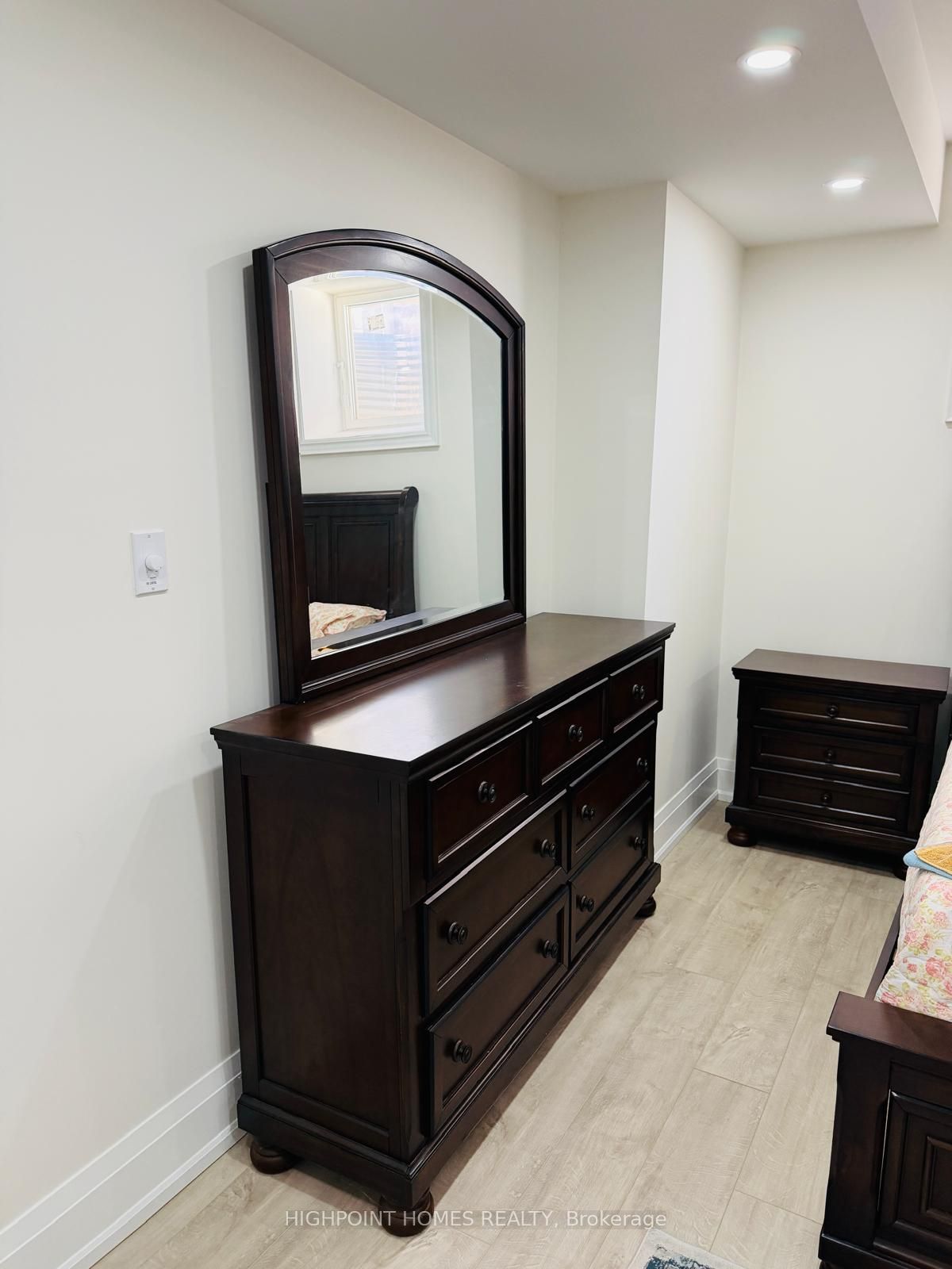 24 Charing Cross Gate, Oakville, ON, L6H 0V7 photo 5