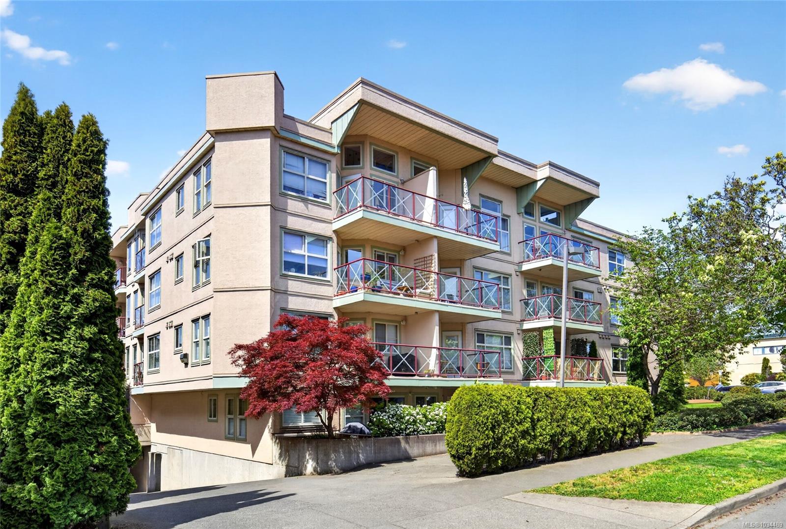 108-2560 Wark Street, Victoria, BC, V8T 4G8