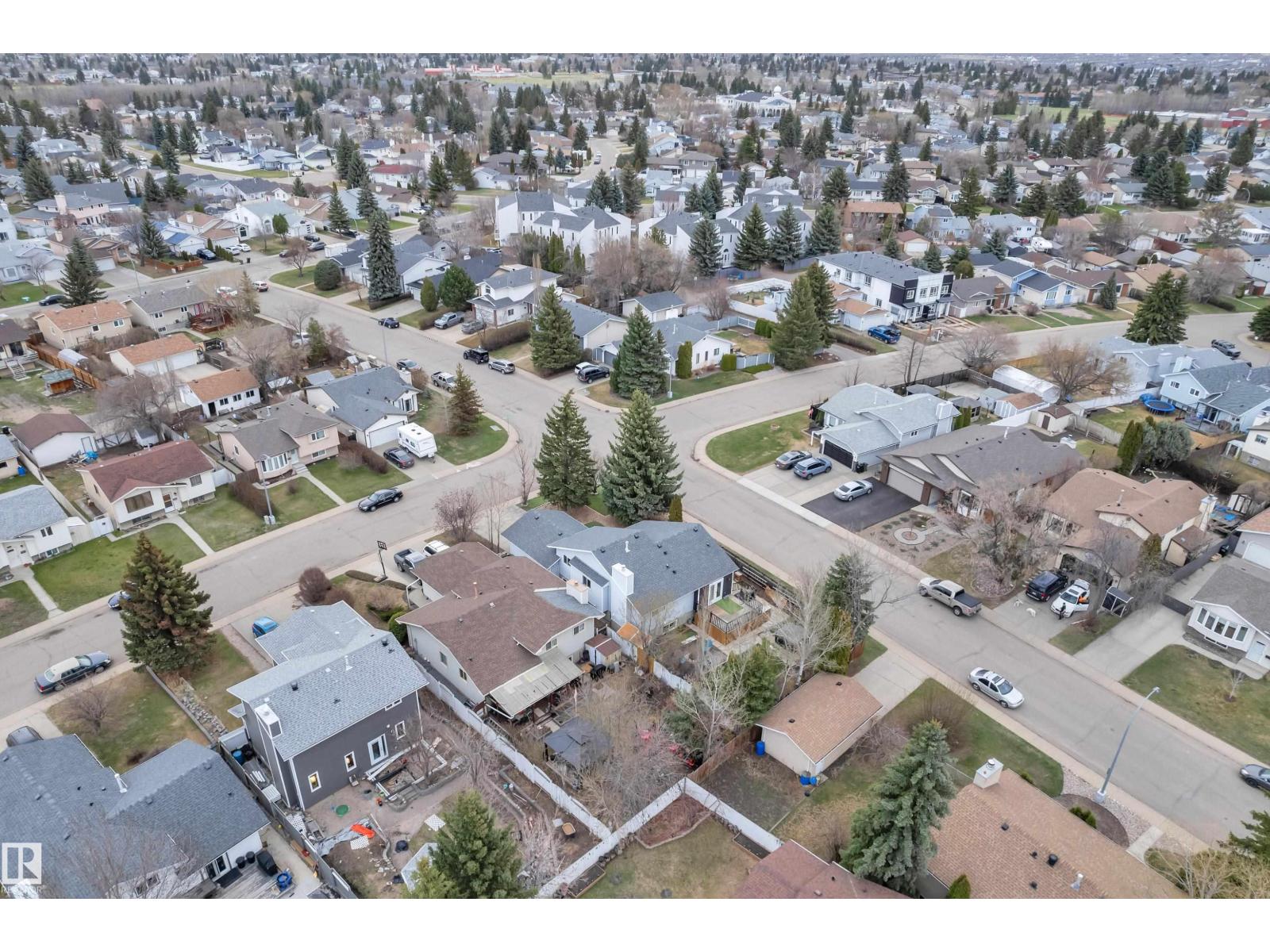 Additional image 6 of 4903 11a Avenue NW, Edmonton, AB, T6L6C6