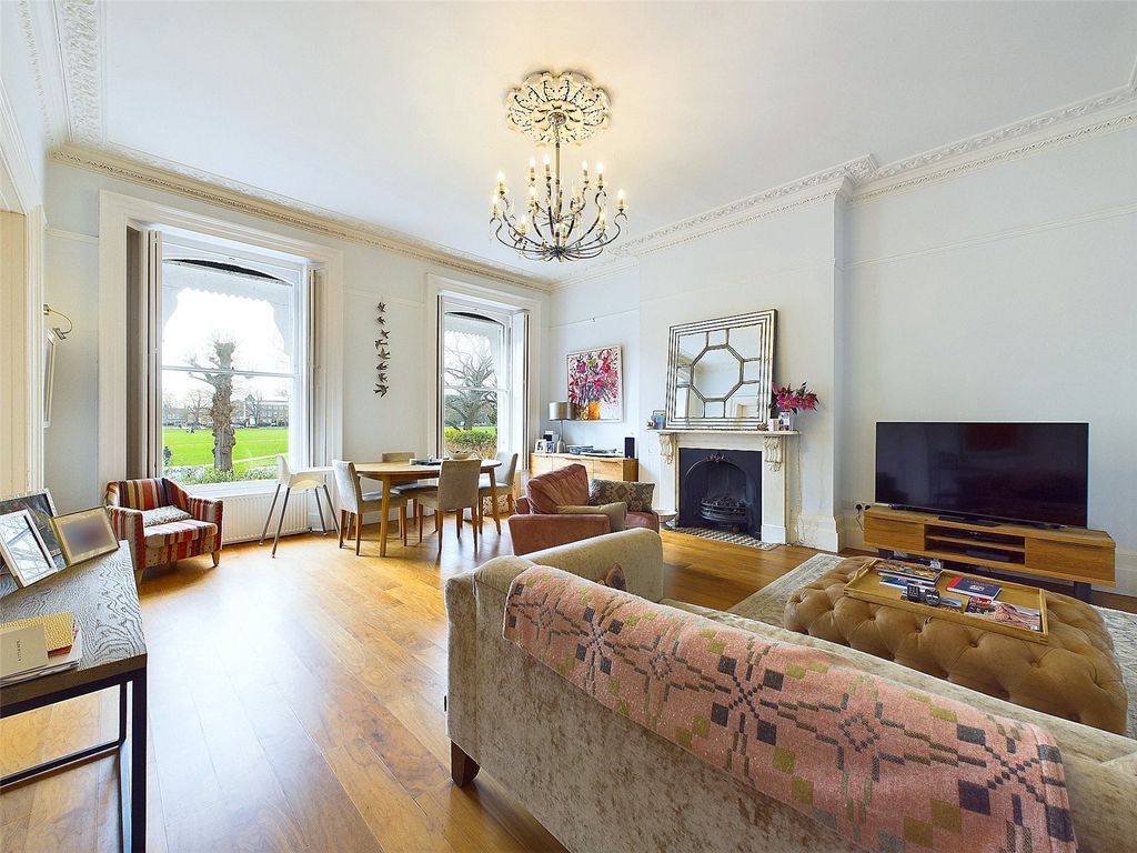 Additional image 2 of 2 bed flat to rentPortland Terrace, Richmond TW9