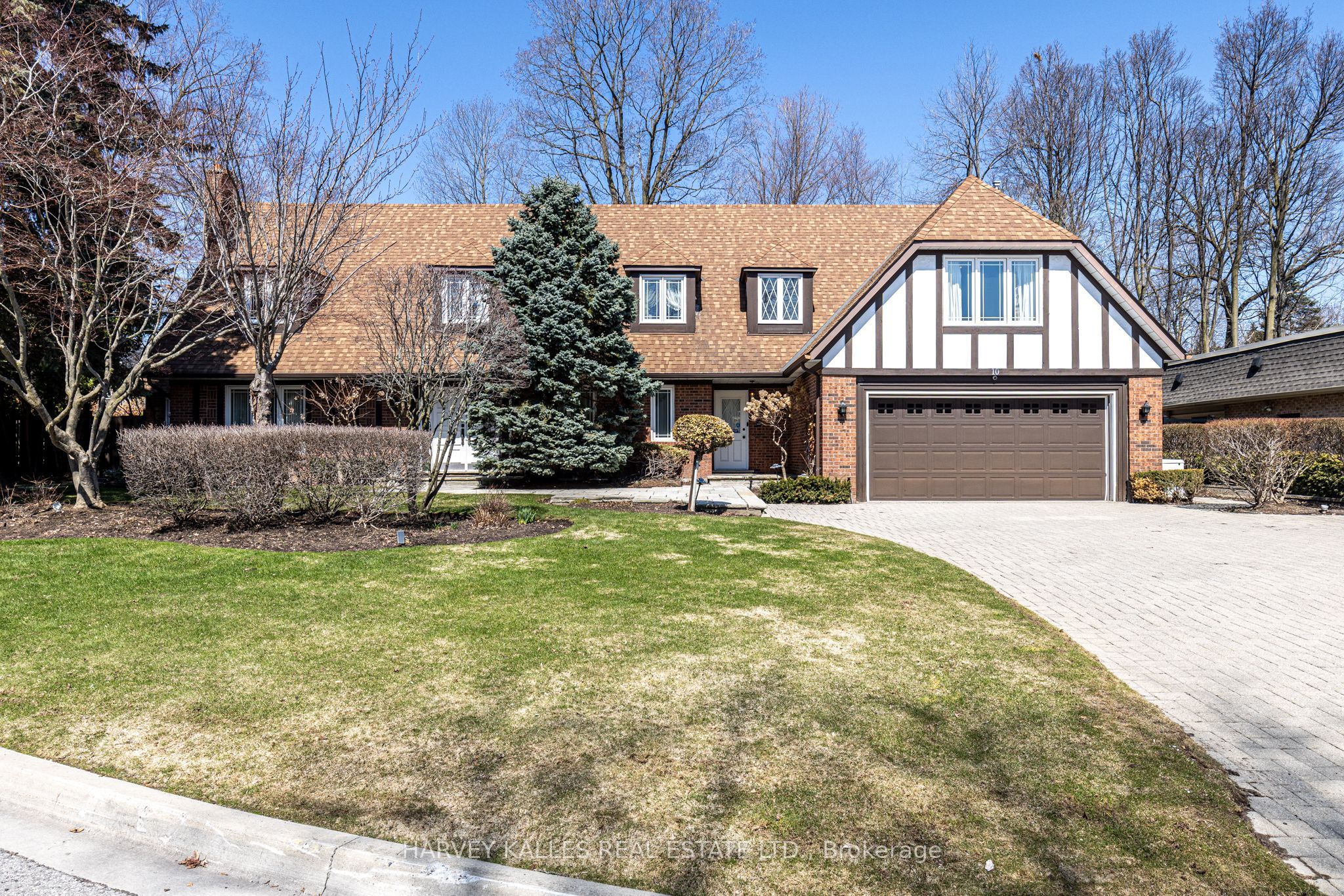 10 Whitelaw Court, Markham, ON, L3T 5E7