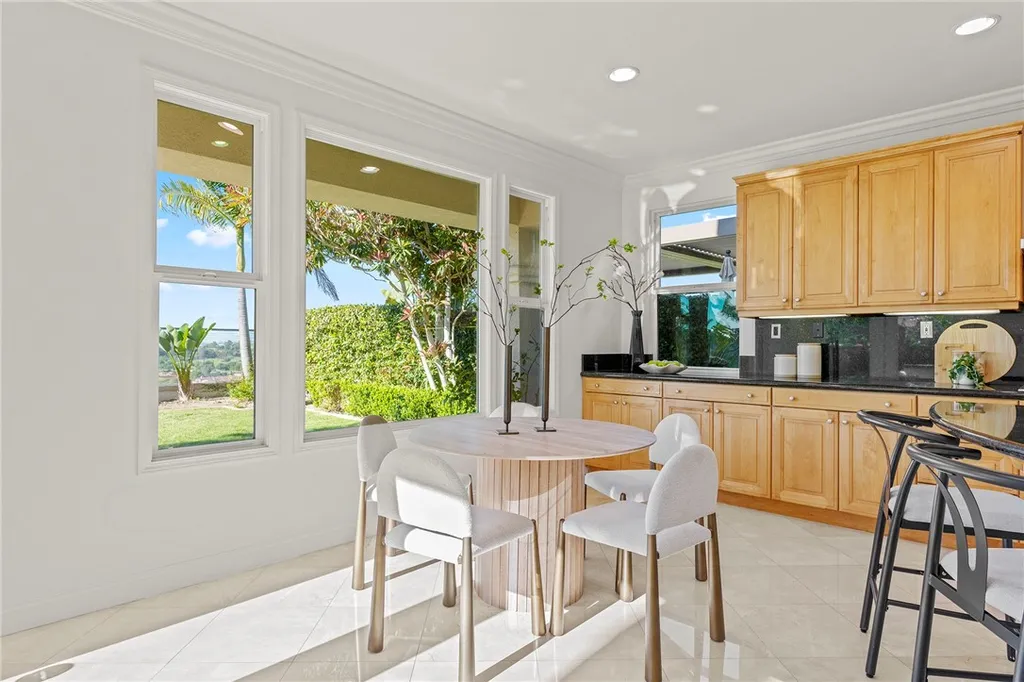 Additional image 18 of 5464 Shannon Ridge Ln, San Diego, CA 92130