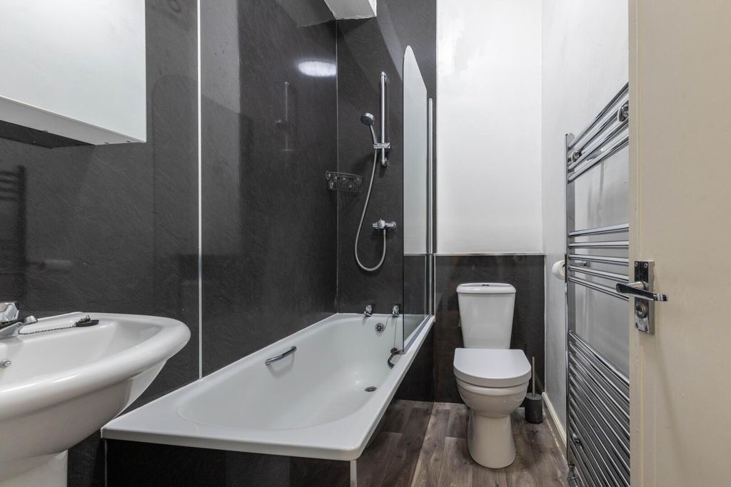 Additional image 9 of 2 bed flat to rentCloseburn Terrace, 63 Feus Road, Perth PH1
