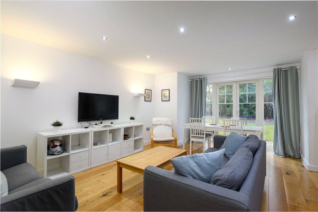 Additional image 3 of 3 bed flat for saleNew Park Place, St. Andrews, Fife KY16