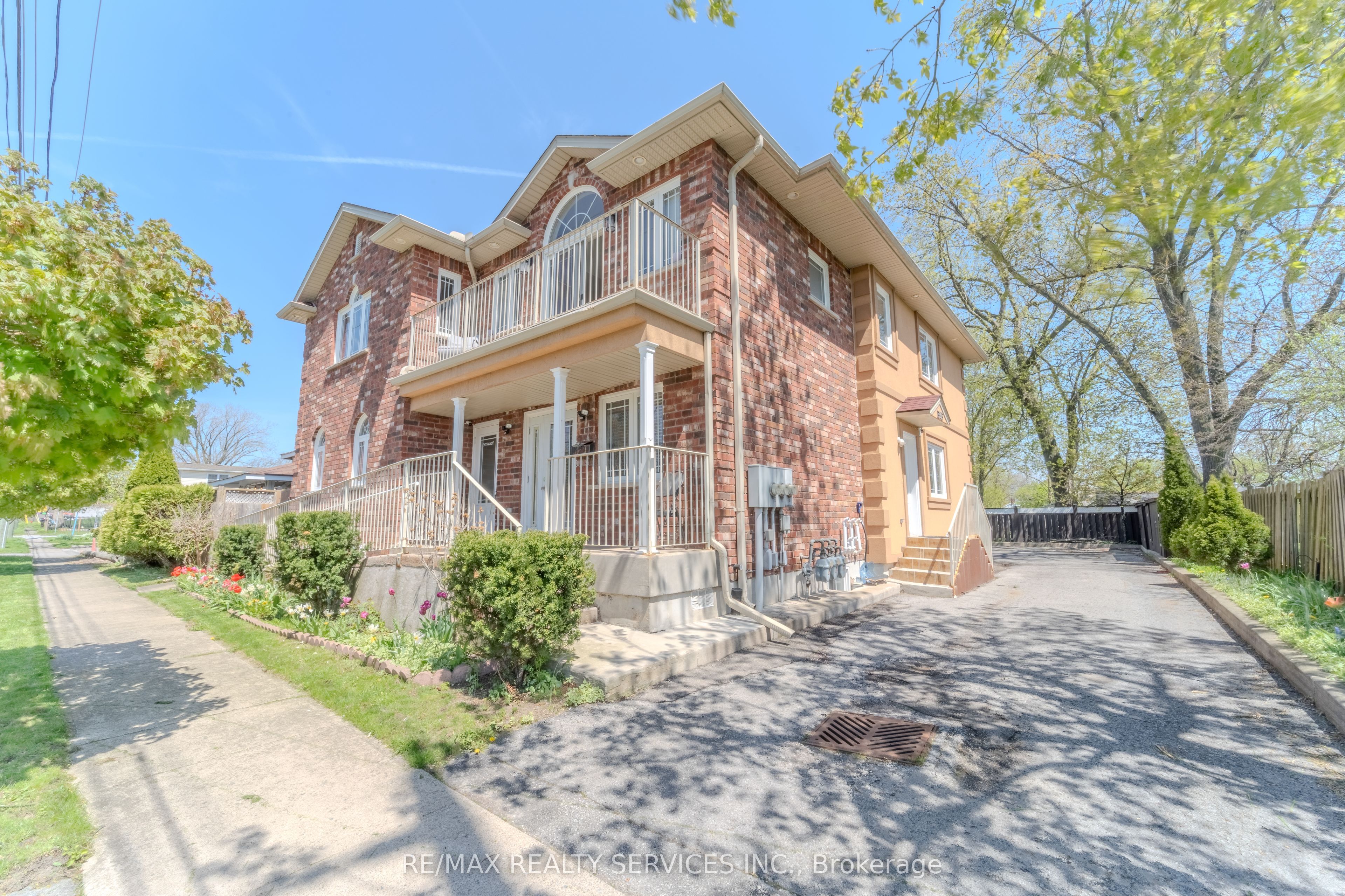 8006 Norton Street SW, Niagara Falls, ON, L2G 6R9