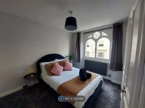Dover Place, Bristol BS8