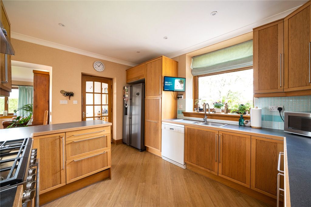 Additional image 7 of 5 bed detached house for saleBeechmount, Kingscavil, Linlithgow, West Lothian EH49