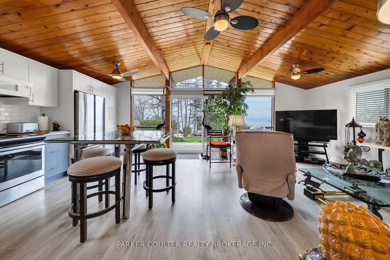 Additional image 5 of 2238 Lakeshore Road E, Oro-medonte, ON, L0L 1T0