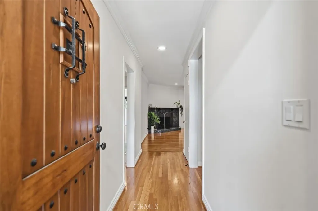 Additional image 61 of 6233 Zelzah Ave, Encino, CA 91316