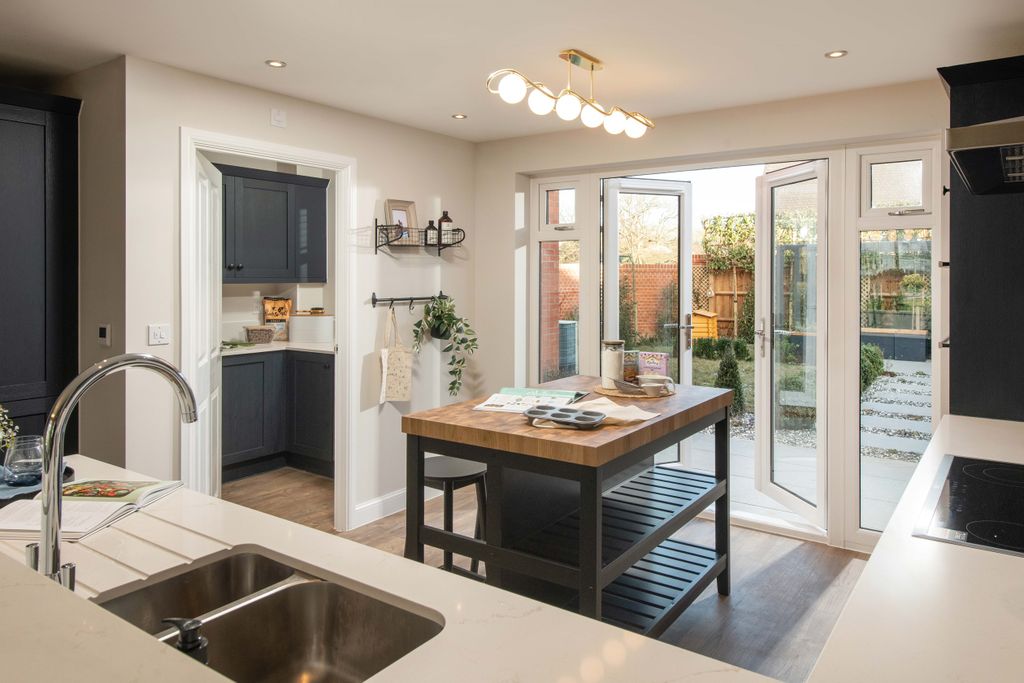 Additional image 3 of 4 bed detached house for sale"Avondale" at Oxlip Blvd, Ipswich IP1