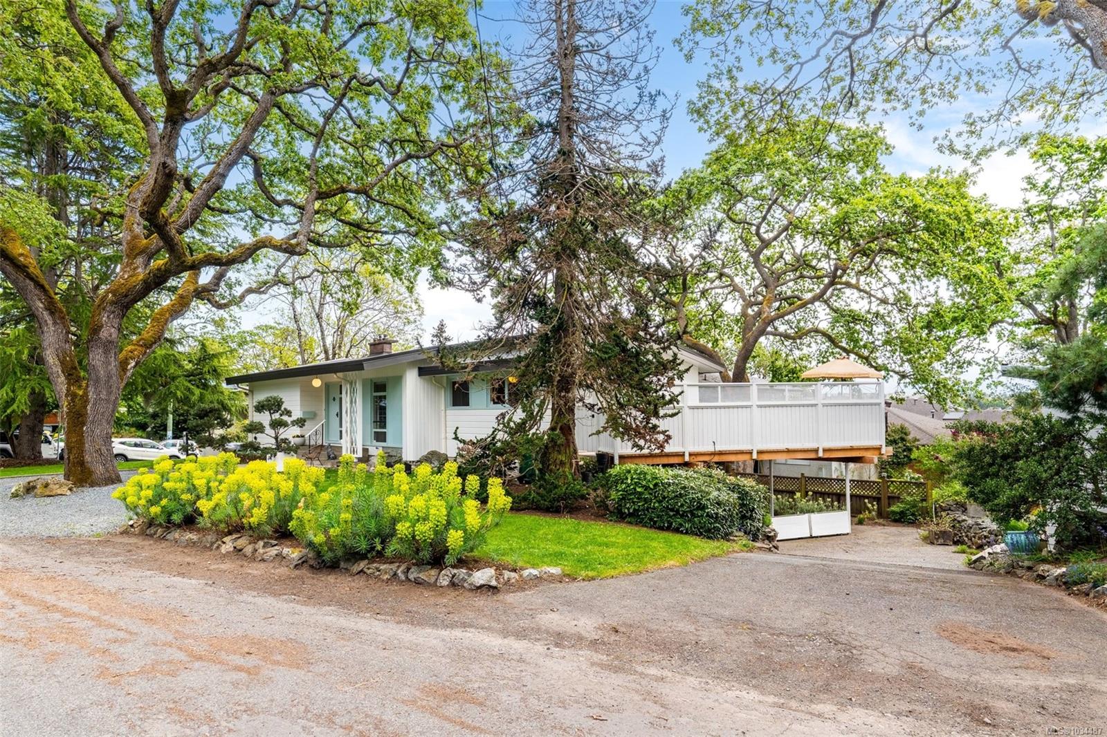 Additional image 4 of 1195 Kings Road, Victoria, BC, V8T 1X6