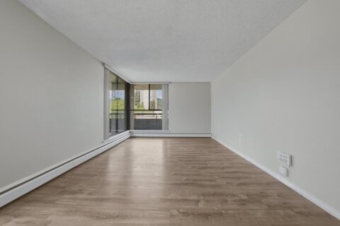 Additional image 8 of 302-3755 Bartlett Court, Burnaby, BC, V3J 7G7