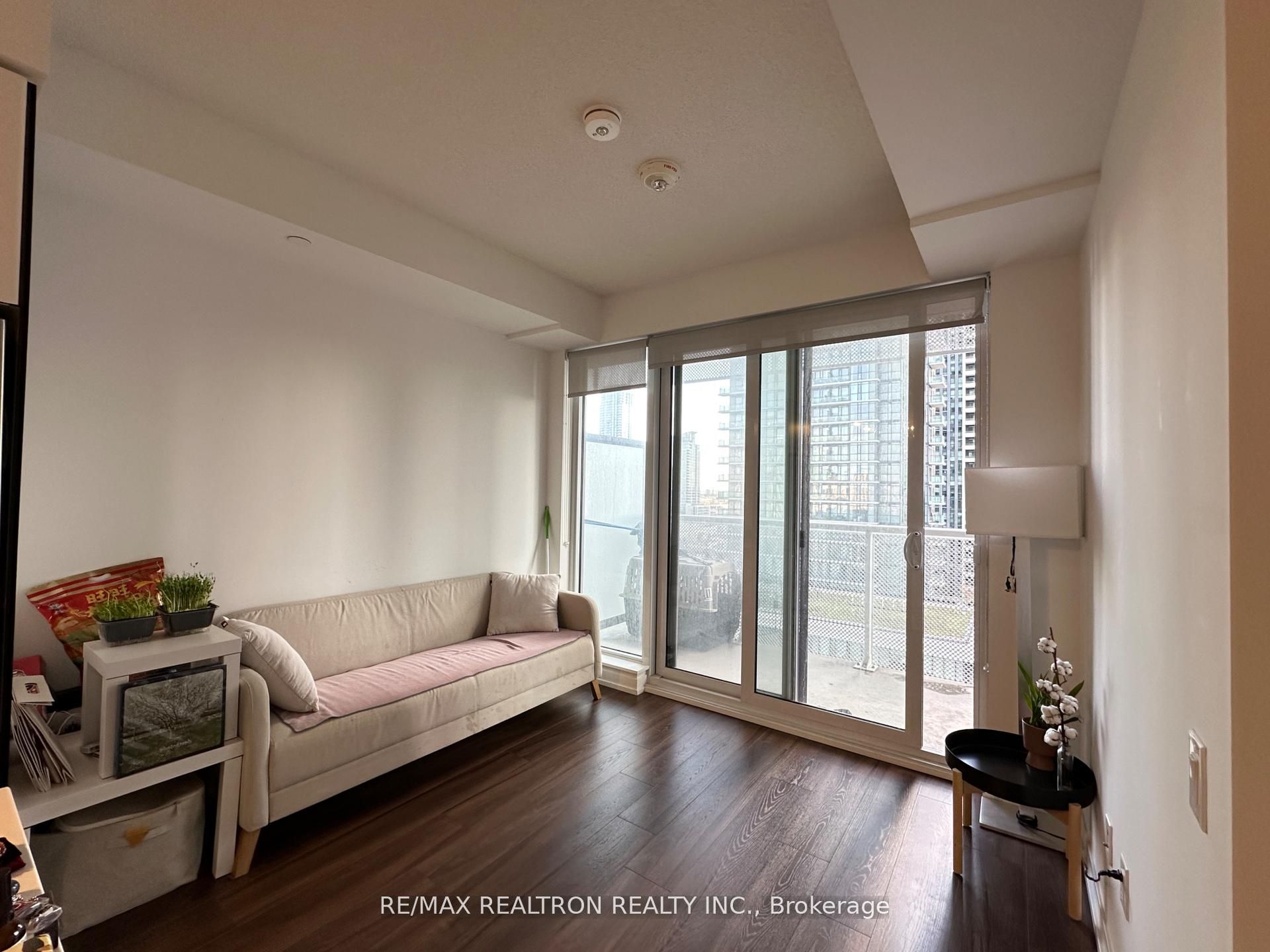 Additional image 3 of 1312-4065 Confederation Parkway, Mississauga, ON, L5B 4N1