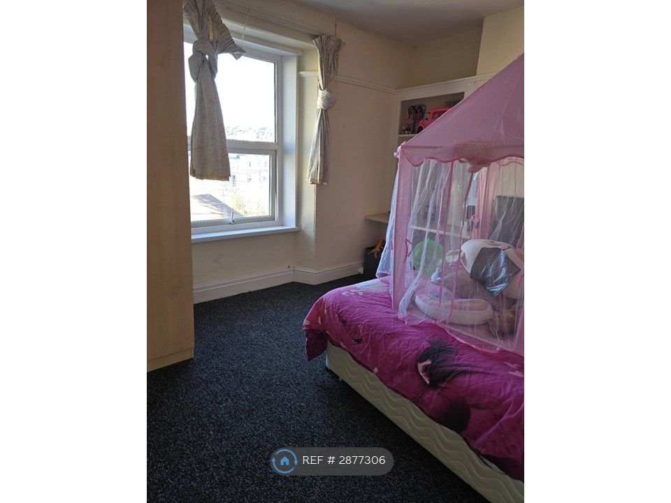 Additional image 6 of 4 bed terraced house to rentLisson Grove, Plymouth PL4