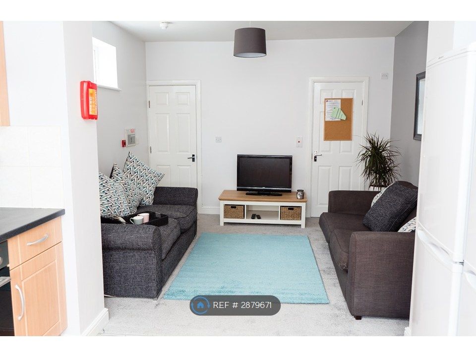 Additional image 3 of 6 bed end terrace house to rentRosedale Road, Sheffield S11