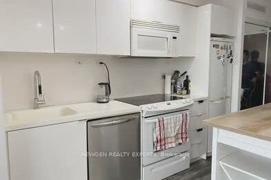 Additional image 7 of 943-10 Capreol Court, Toronto, ON, M5V 4B3