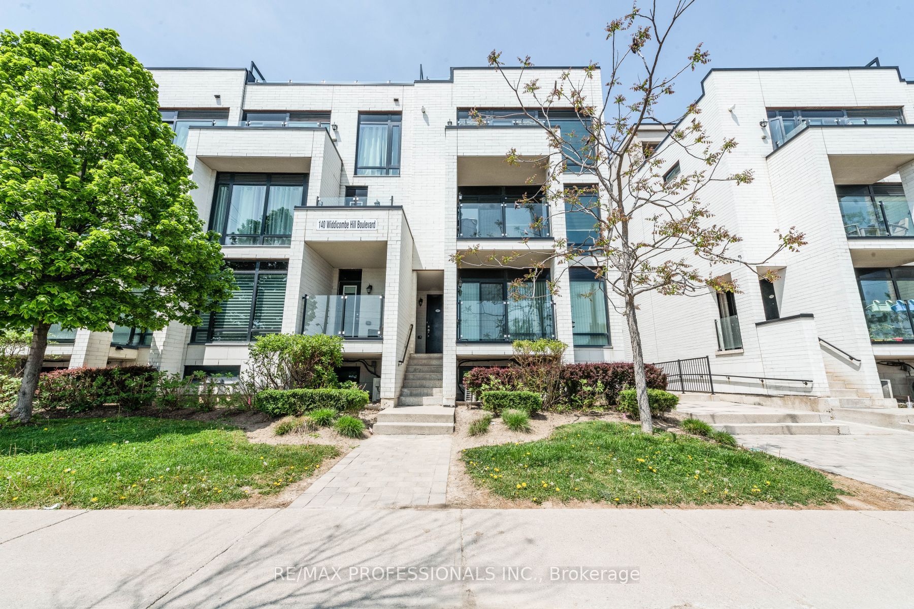 601-140 Widdicombe Hill Boulevard, Toronto, ON, M9R 0A9