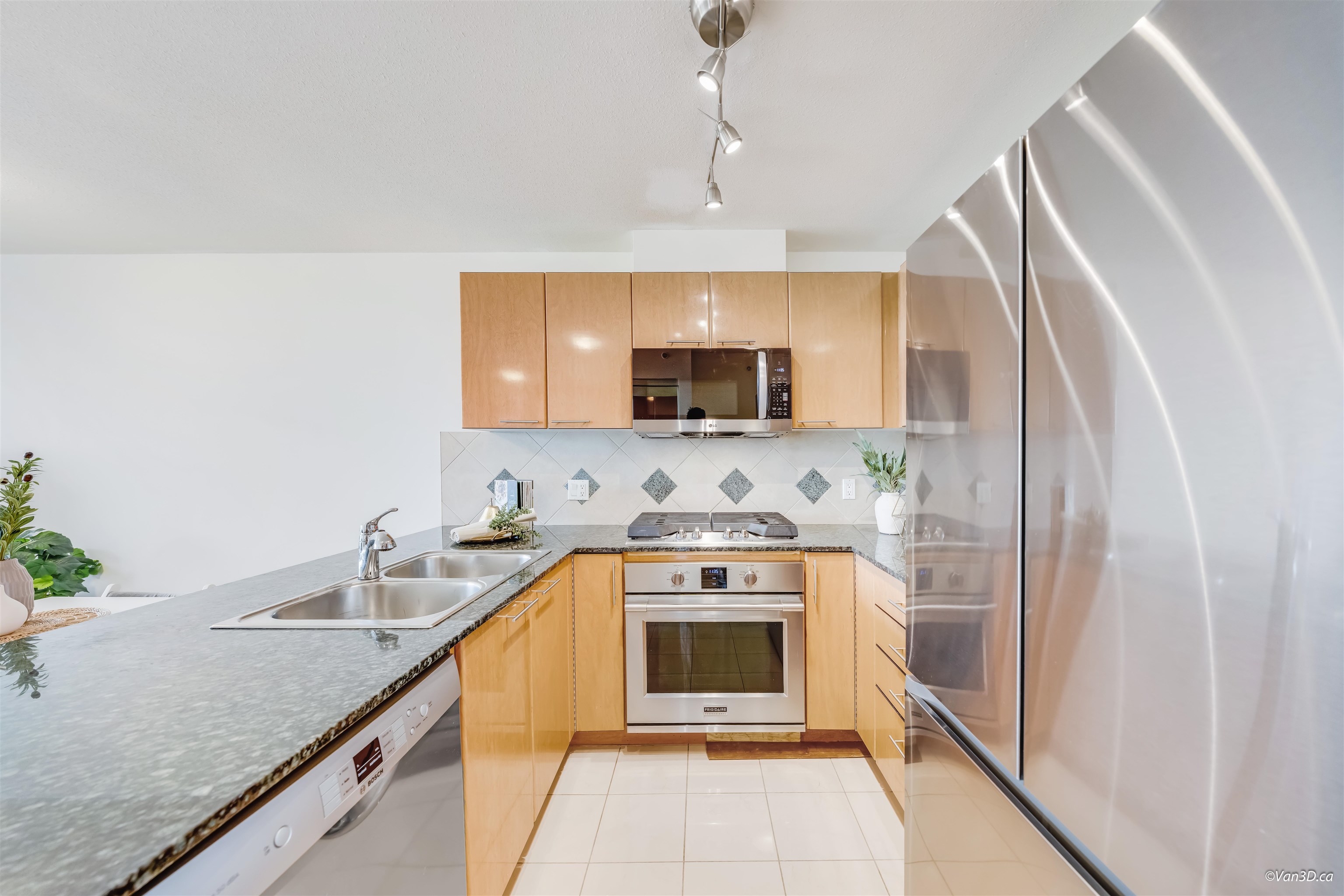 Additional image 4 of 601-5933 Cooney Road, Richmond, BC, V6X 4H3