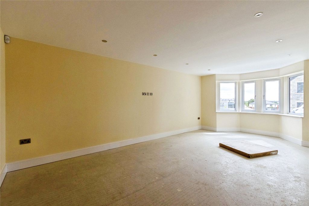 Additional image 5 of 6 bed detached house for saleManor Court, Horbury, Wakefield WF4