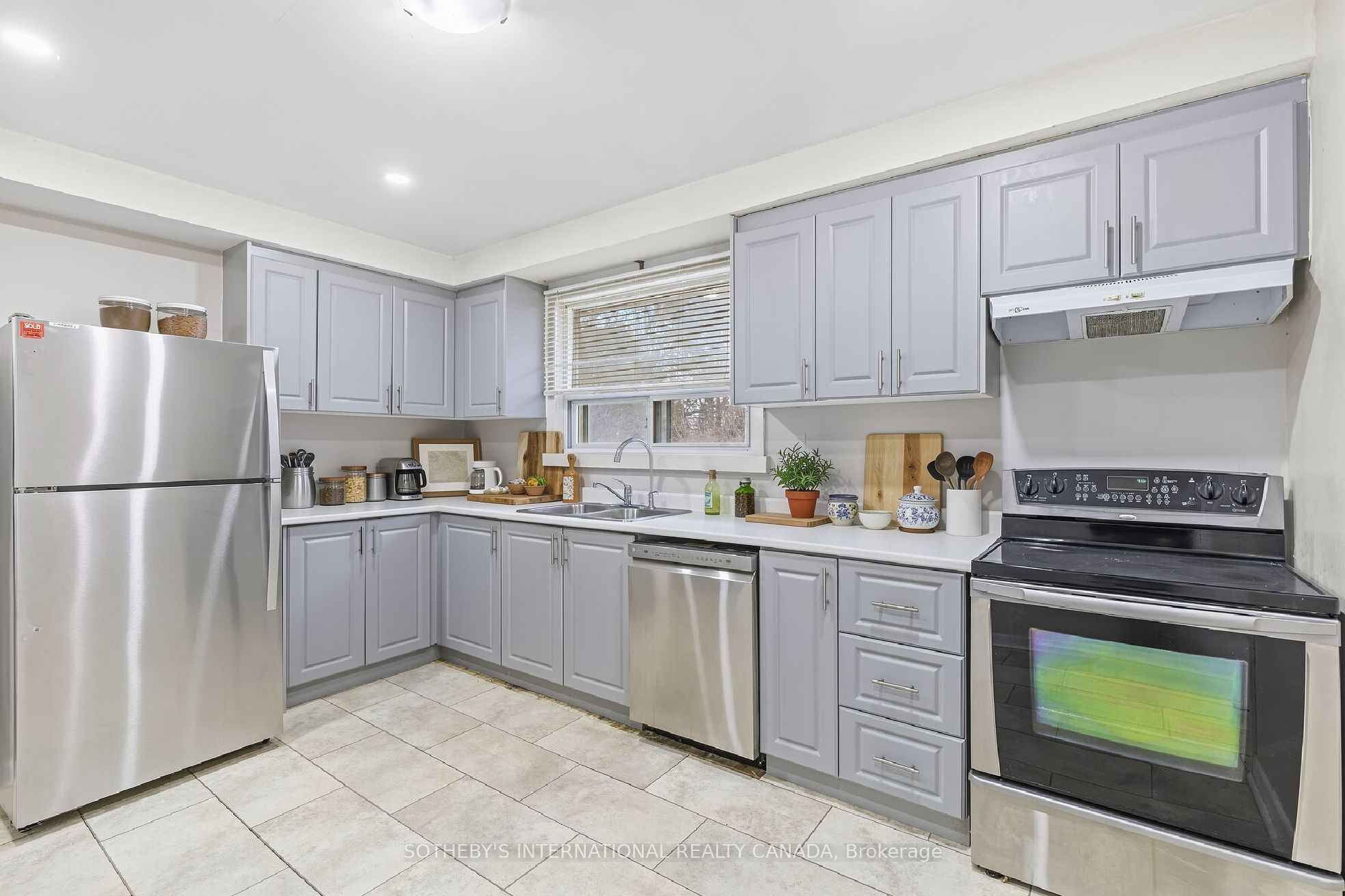 Additional image 4 of upper-957 Beechwood Avenue, Mississauga, ON, L5G 4E3