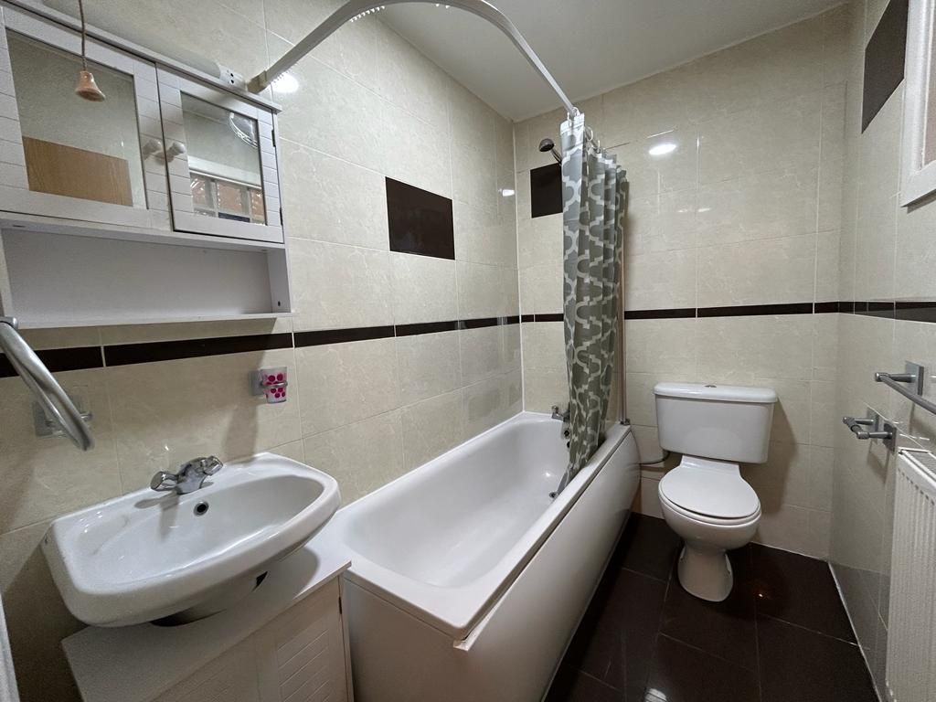 Additional image 5 of 1 bed flat to rentGordon Road, Cardiff CF24