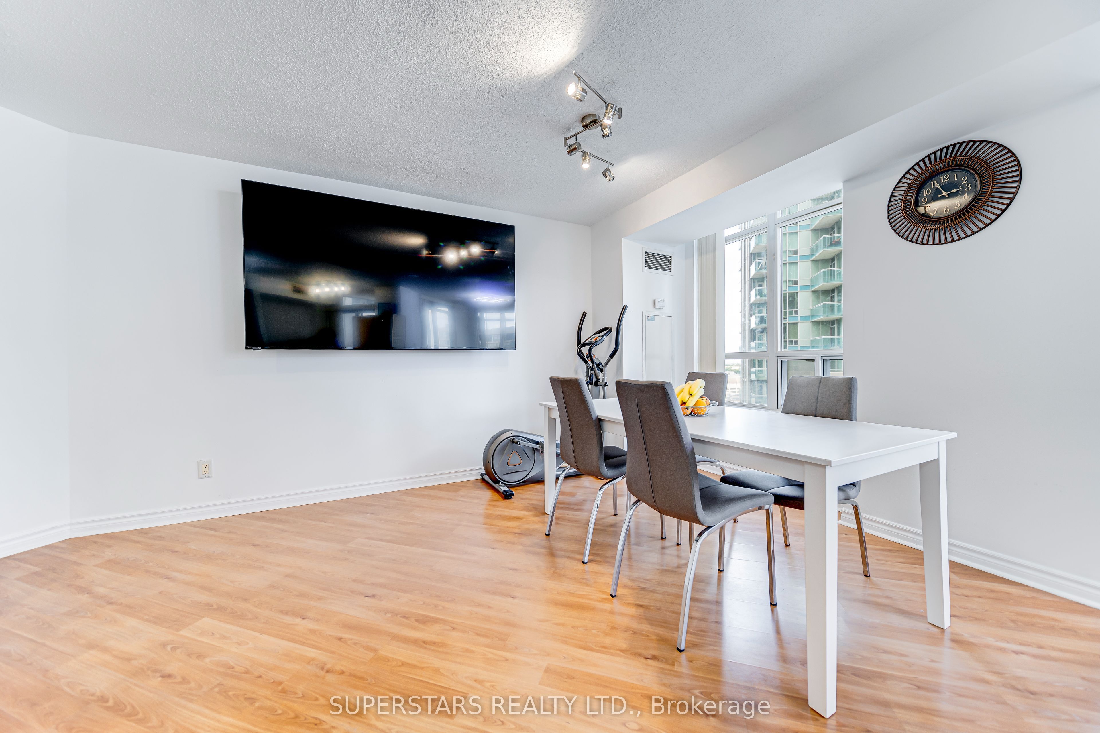 Additional image 5 of 1225-3888 Duke Of York Boulevard, Mississauga, ON, L5B 4P5