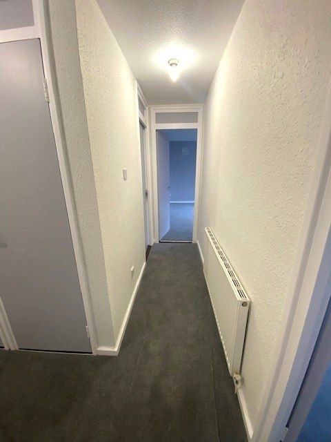 2 bed flat for saleBromford Mere B92 photo 2