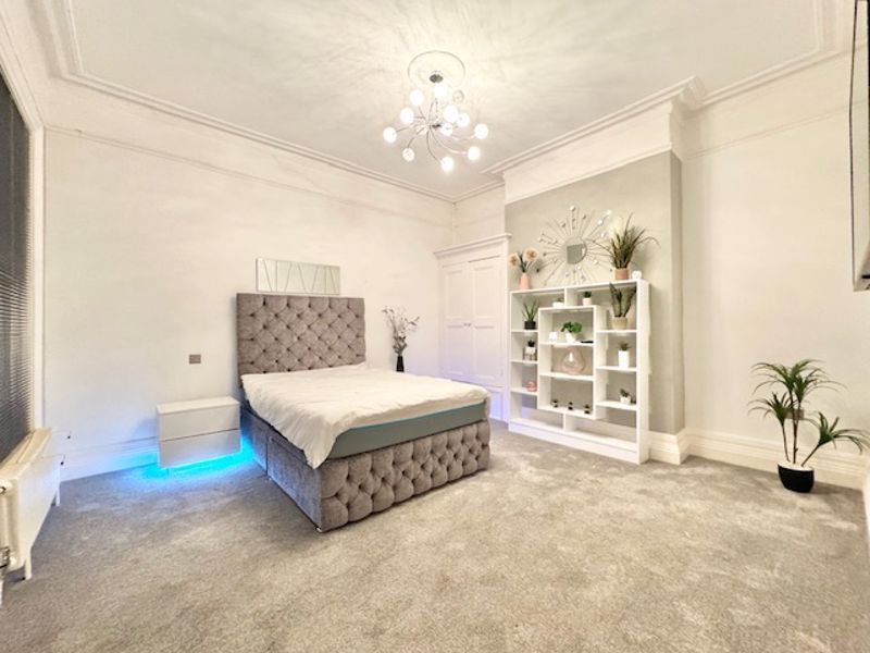 Additional image 6 of 4 bed flat to rentSt Peters Avenue, Cleethorpes DN35