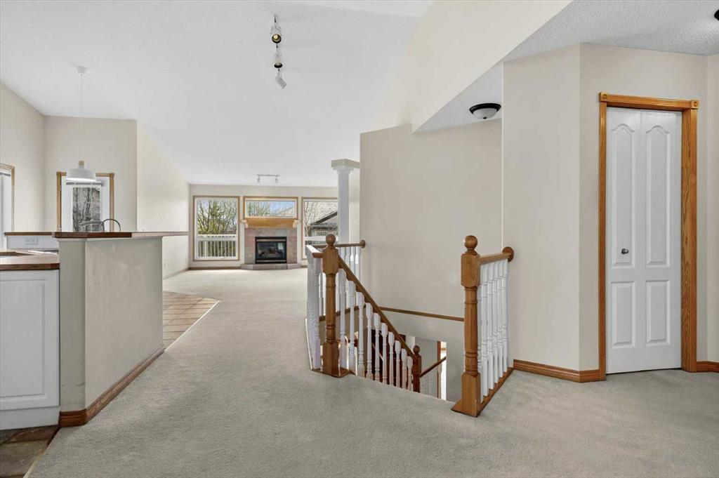 Additional image 4 of 122 Rocky Ridge Villas NW, Calgary, AB, T3G 4R3