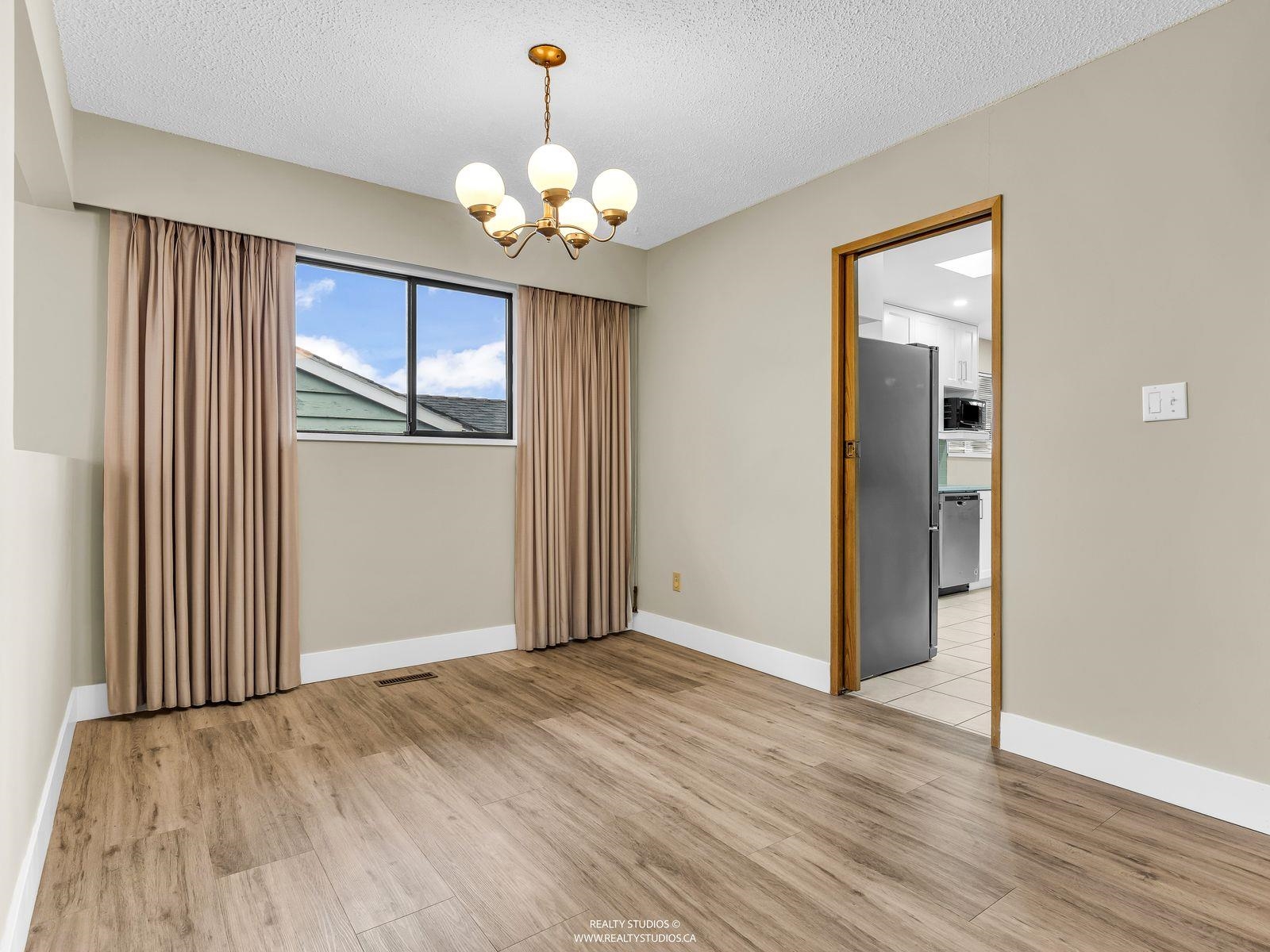 Additional image 6 of 859 17th Street E, North Vancouver, BC, V7L 2X2