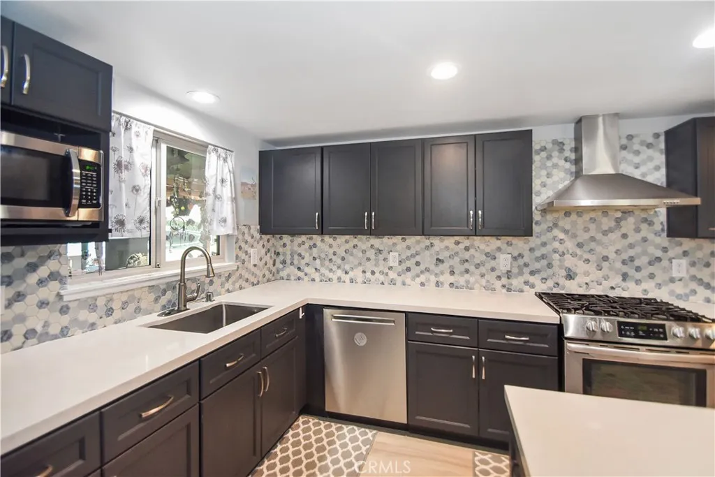 Additional image 12 of 5493 Peacock Ln, Riverside, CA 92505