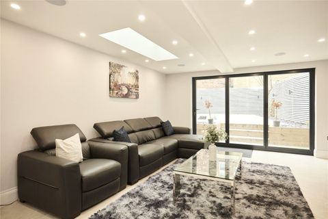 Grayling Road, London N16
