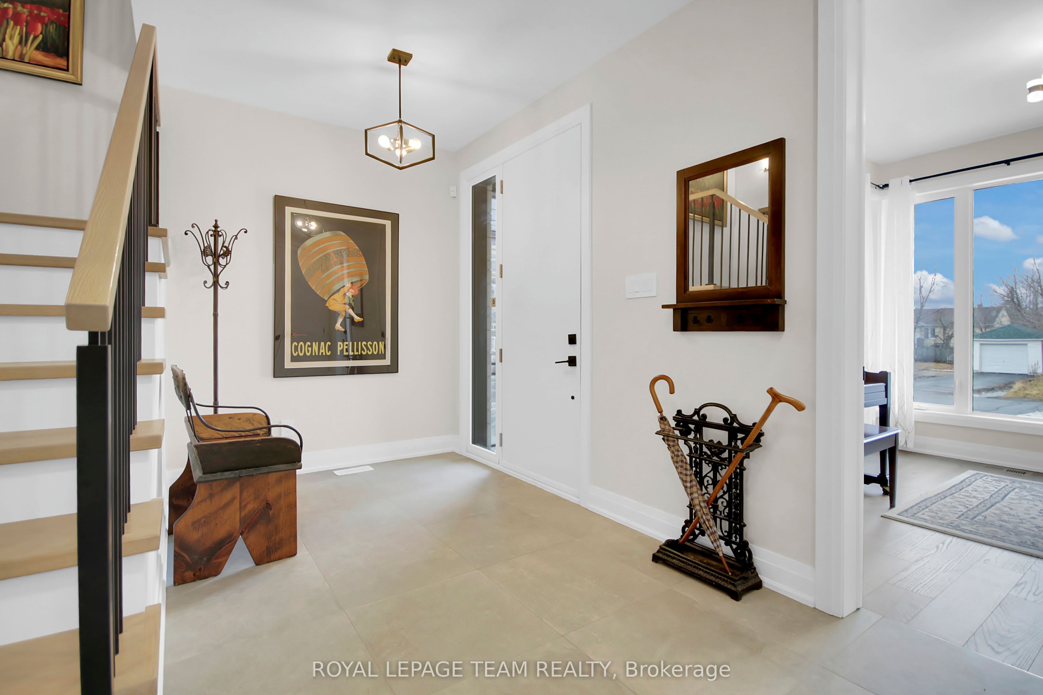 Additional image 4 of 62 Rossland Avenue, Ottawa, ON, K2G 2K6