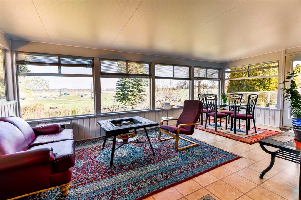 Additional image 2 of 86 Chippewa Crescent W, Lethbridge, AB, T1K5B5