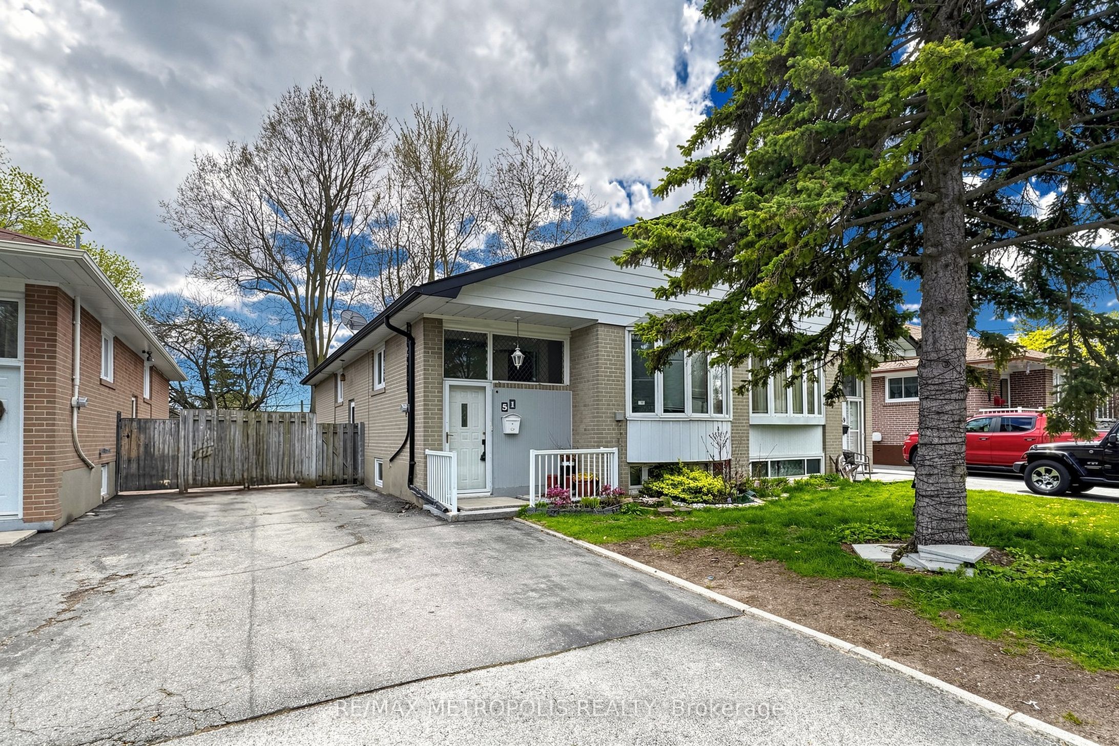 Additional image 3 of 51 Greyabbey Trail, Toronto, ON, M1E 1V8