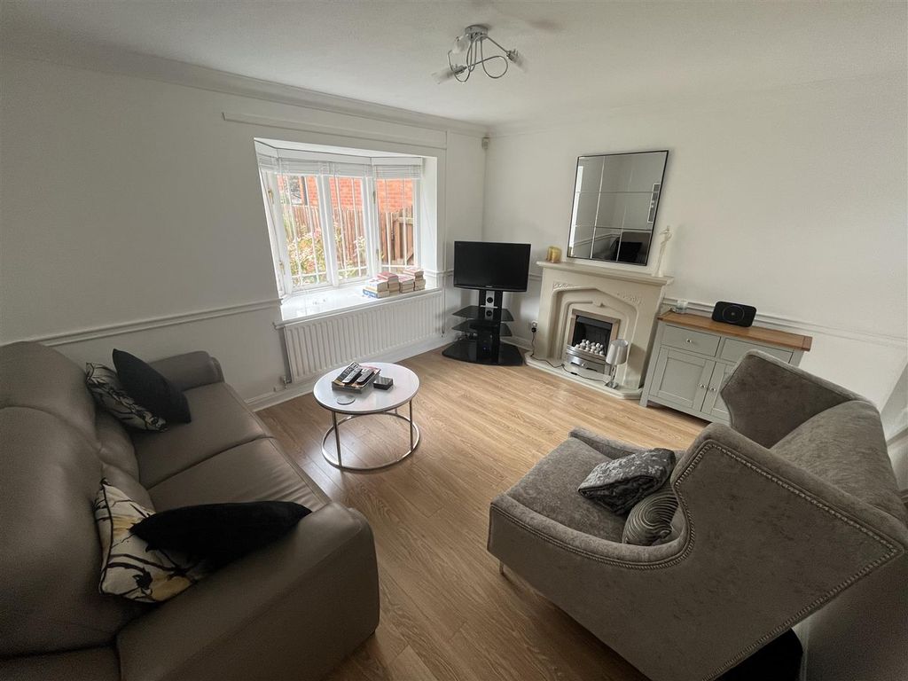 Additional image 3 of 2 bed terraced house to rentShelbourne Mews, Macclesfield SK10