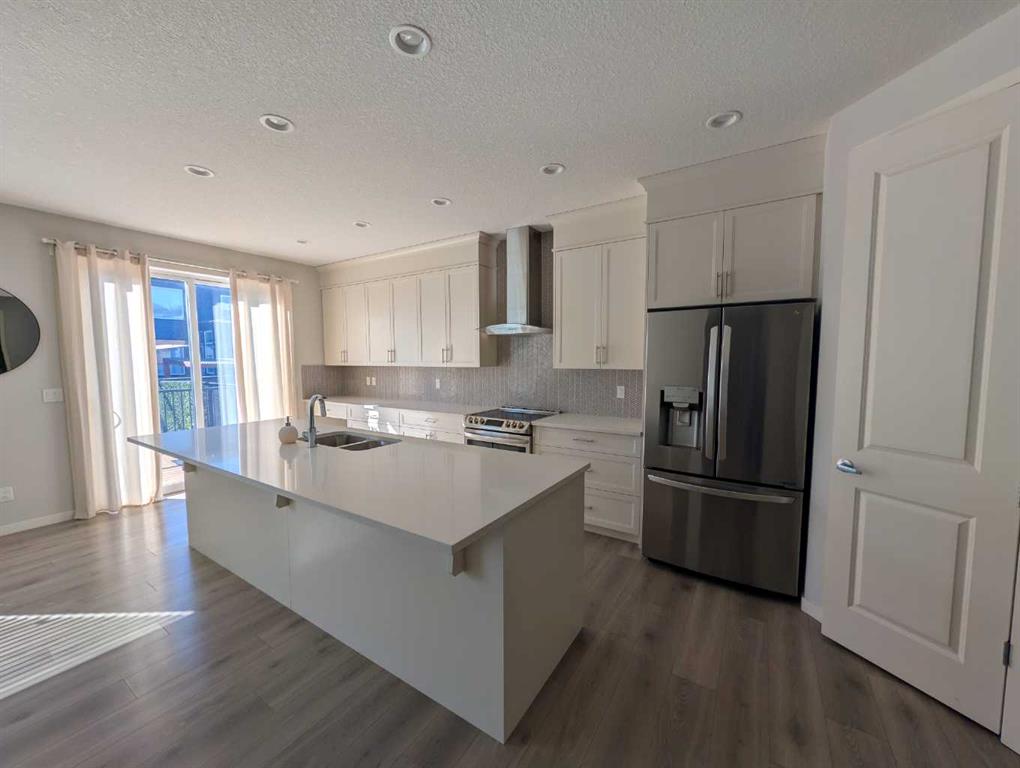 54 Seton Manor SE, Calgary, AB, T3M2V8