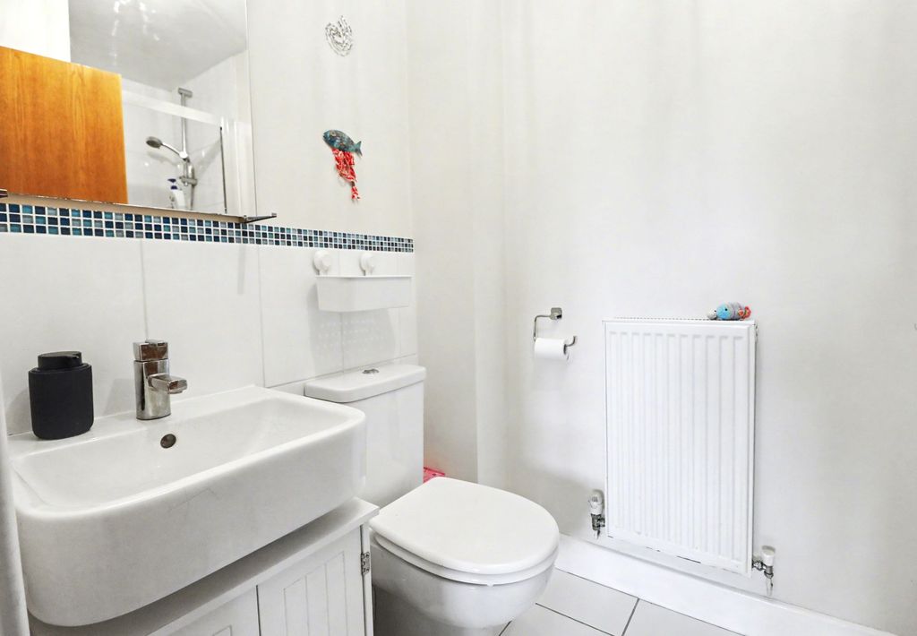 Additional image 6 of 3 bed semi-detached house for saleLower St. Helens Road, Hedge End SO30