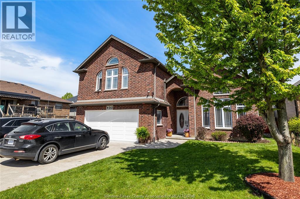 242 Donald Crescent, Belle River, ON, N8L0P2 photo 3