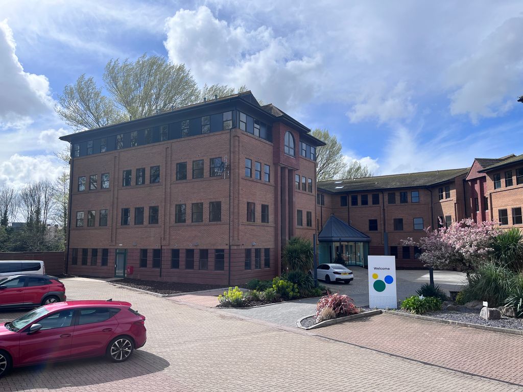1 bed flat to rentCastle Street, Taunton TA1