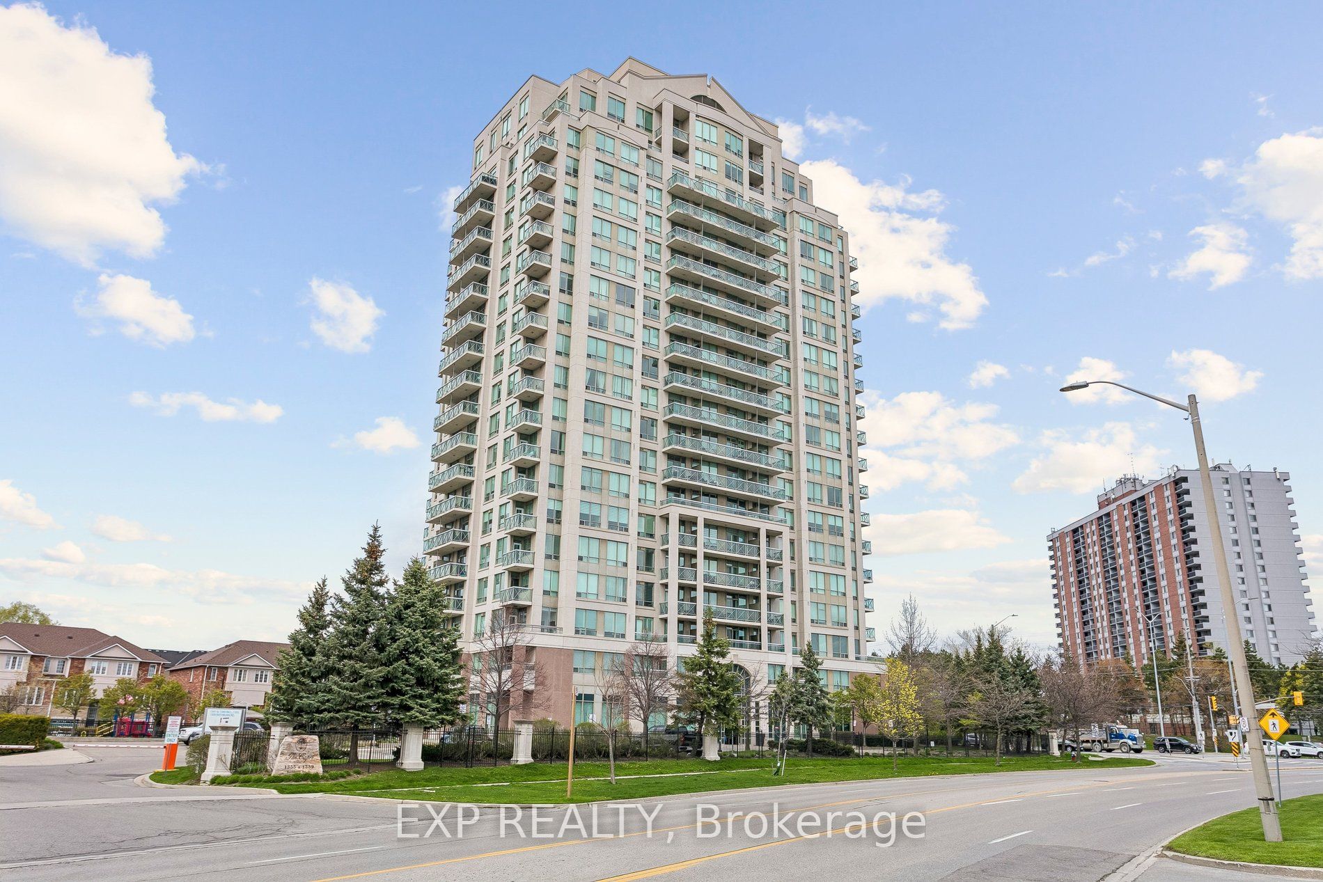 Additional image 4 of 1406-1359 Rathburn Road E, Mississauga, ON, L4W 5P7
