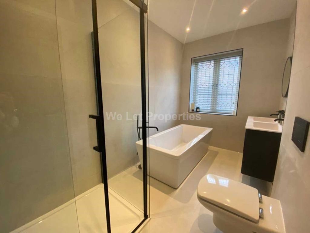 Additional image 18 of 7 bed detached house to rentSt Michaels Avenue, Bramhall SK7