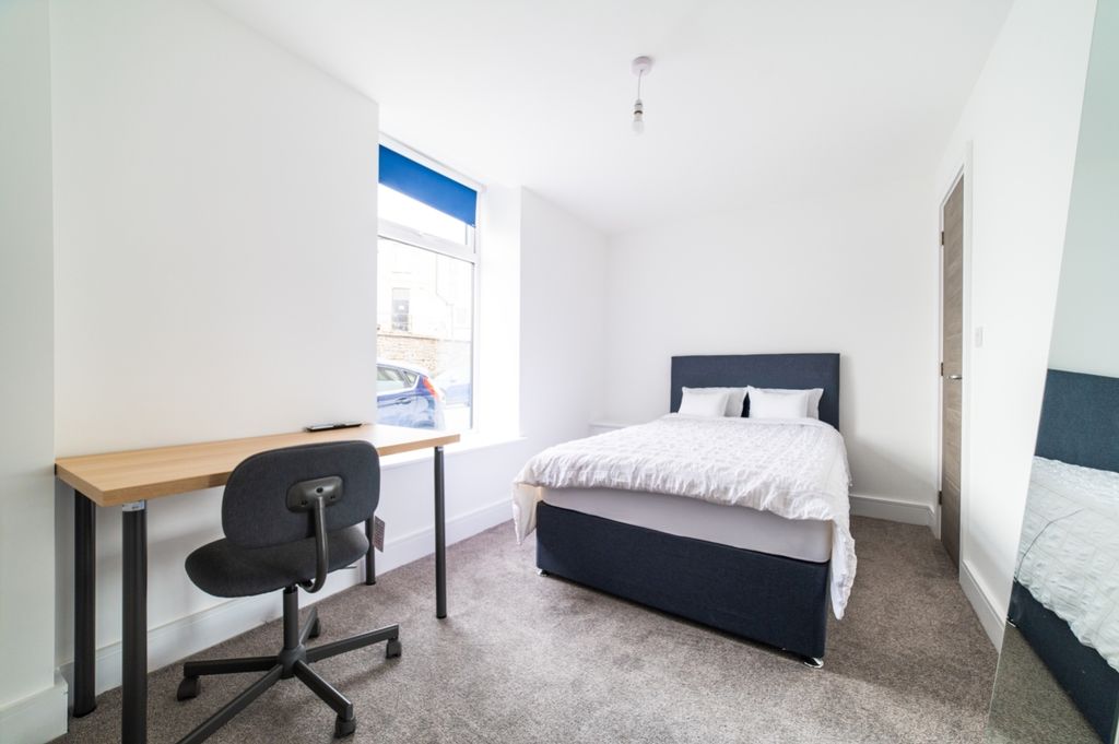 Additional image 4 of 7 bed terraced house to rentFlora Street, Cathays CF24