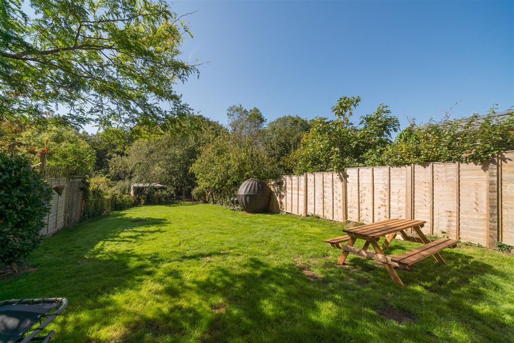 Additional image 15 of 3 bed terraced house for saleGurnard, Isle Of Wight PO31