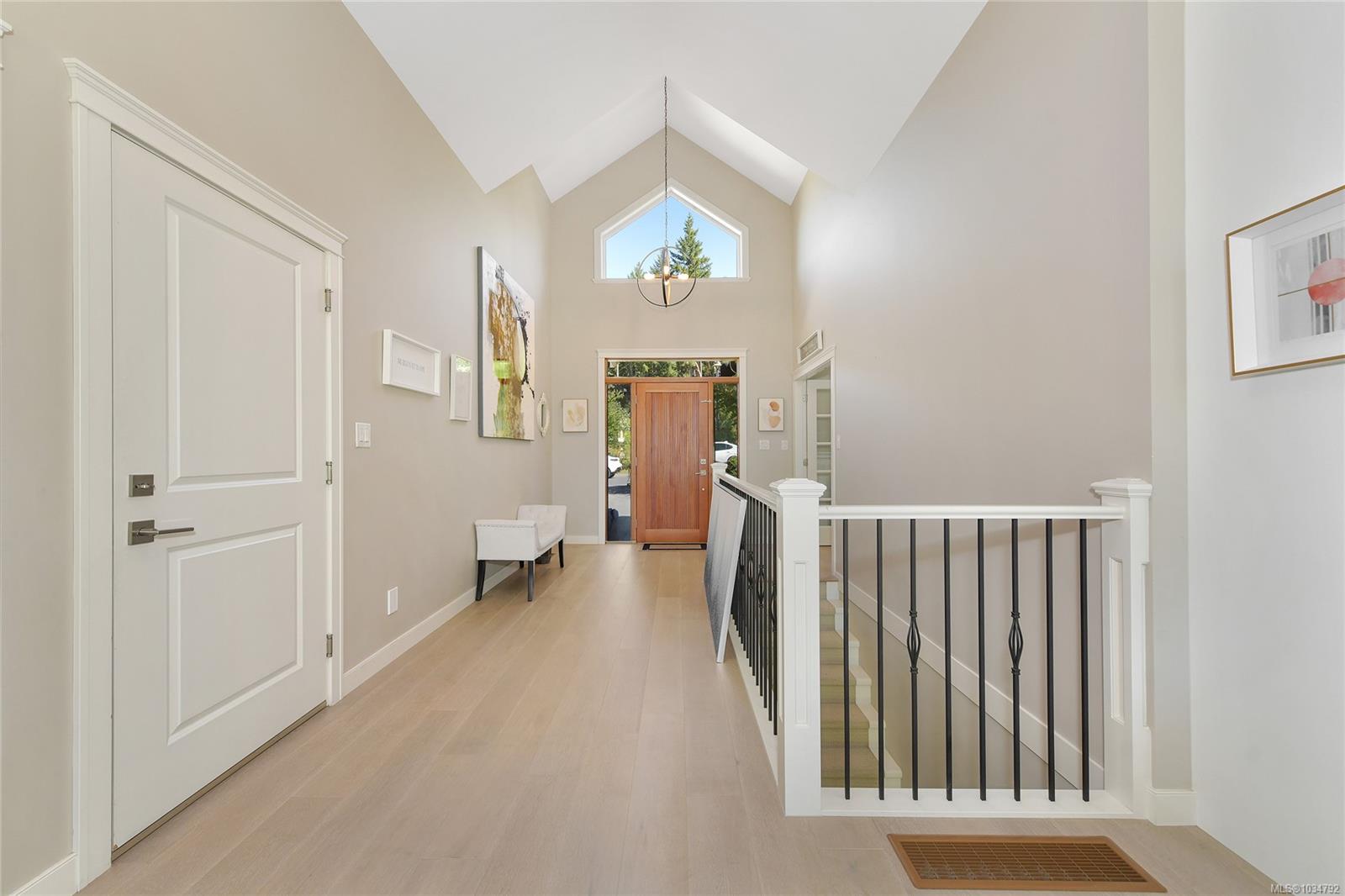 2136 Champions Way, Langford, BC, V9B 0R9 photo 2