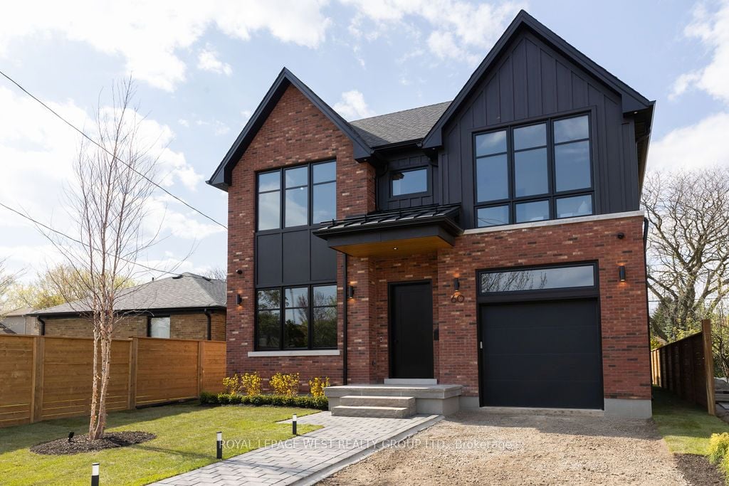 60 Athol Avenue, Toronto, ON, M8Z 2A8